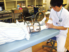 資料画像:運動療法の様子